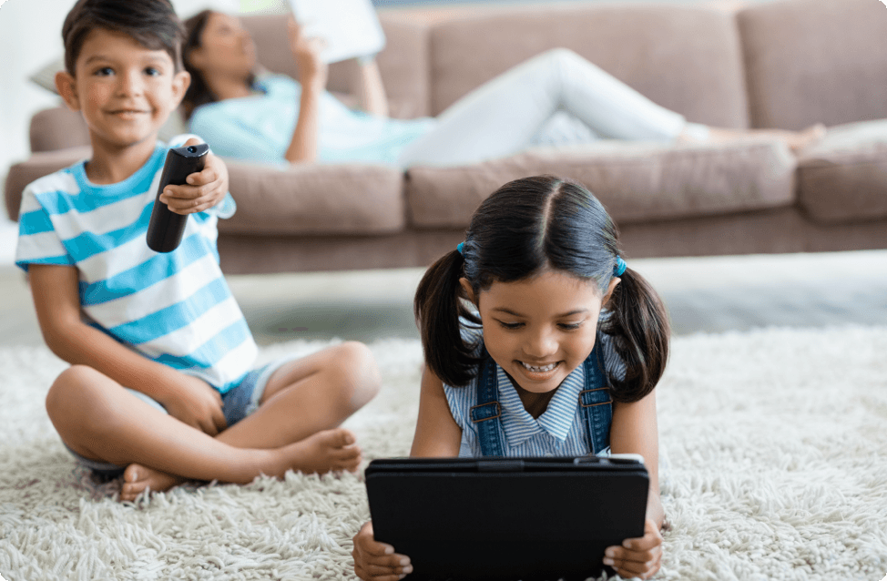 Kids with a tablet